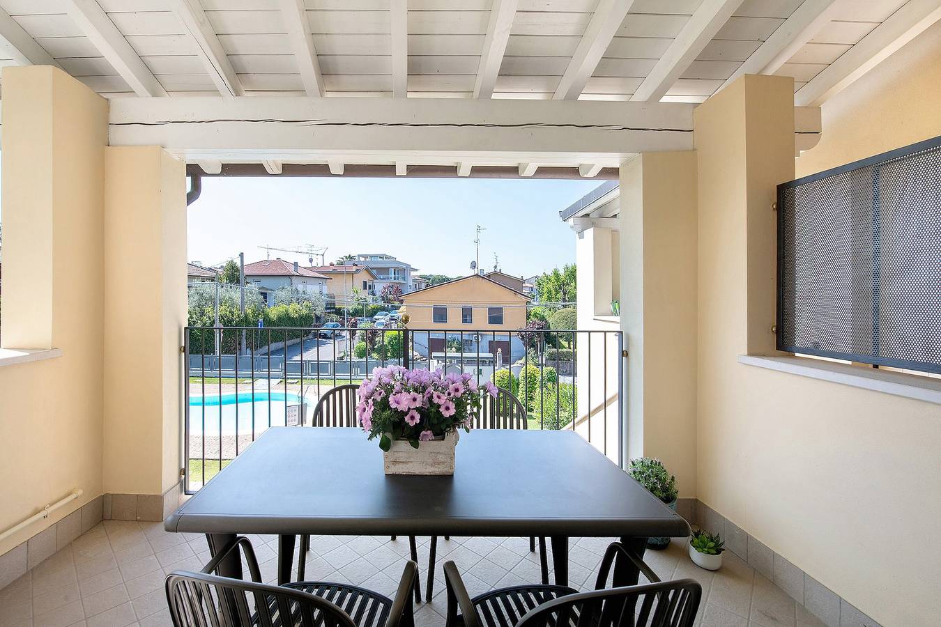 Ganze Wohnung, Apartment „Lavanda“ mit Balkon, Wlan und Klimaanlage in Rivoltella del Garda, Desenzano del Garda