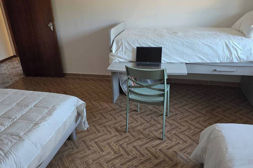 Entire apartment, Lakeview Balcony Apartment in Bolsena in Bolsena, Lake Bolsena