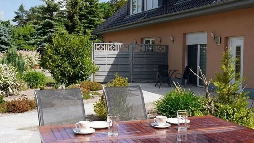Ferienwohnung für 6 Personen, mit Garten und Terrasse