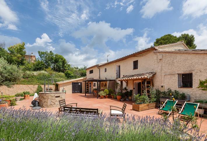 Casa de vacaciones para 2 personas, con jacuzzi y jardín en Alt Penedès - 4