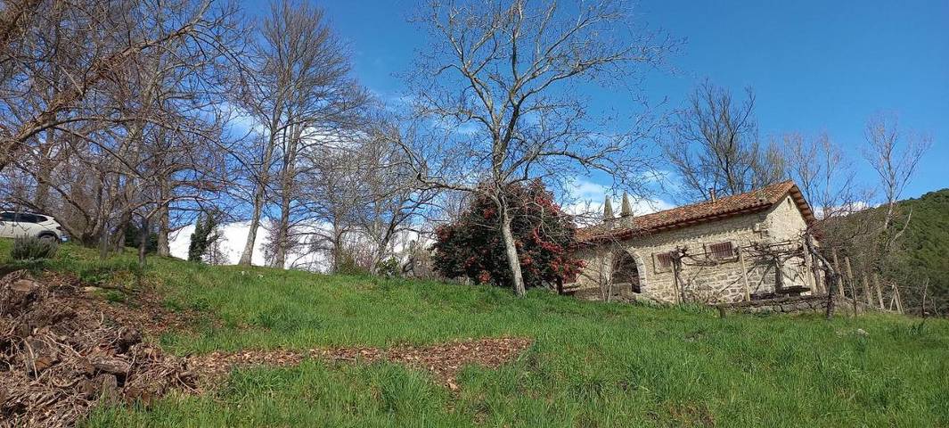 Casa rural para 6 personas, con jardín y vistas, Se admiten mascotas en Valle del Tiétar - 2