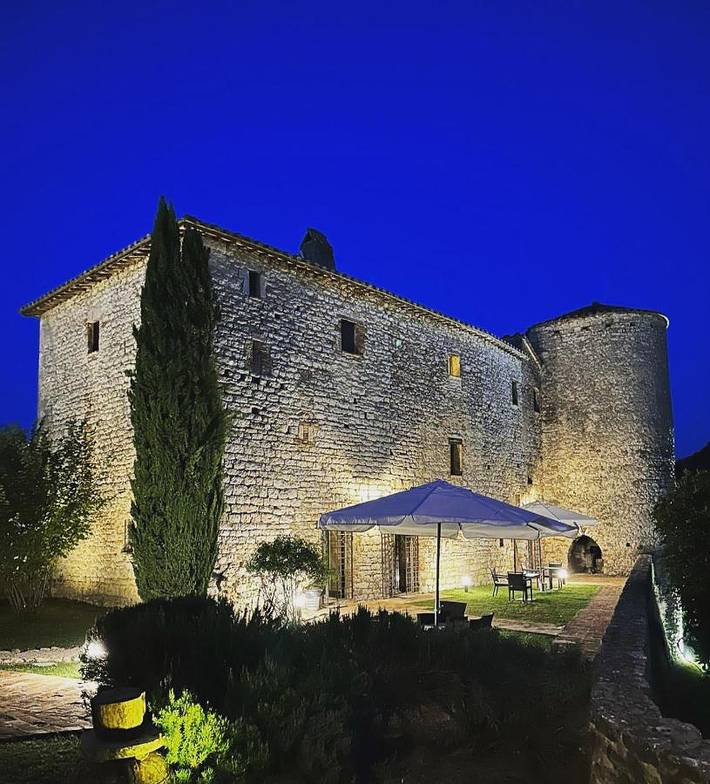 Chambre d’hôte pour 8 personnes, avec Jacuzzi et Terrasse ainsi que Jardin et Bassin pour enfant à Umbertide
