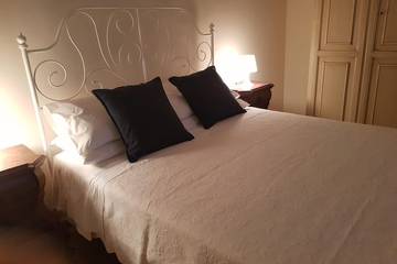 Villa for 6 Guests in Rome, Rome Province, Picture 3