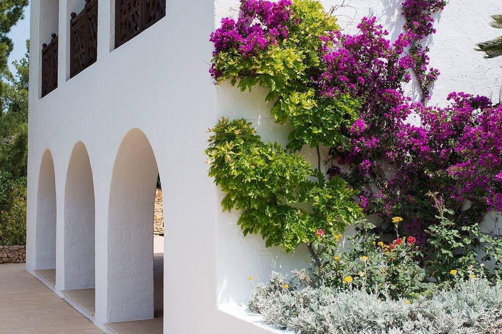 Stunning Ibiza Villa | 6 Bedrooms | Villa Santy | Gorgeous Sea & Mountain Views in Cala Xarraca, Sant Joan de Labritja