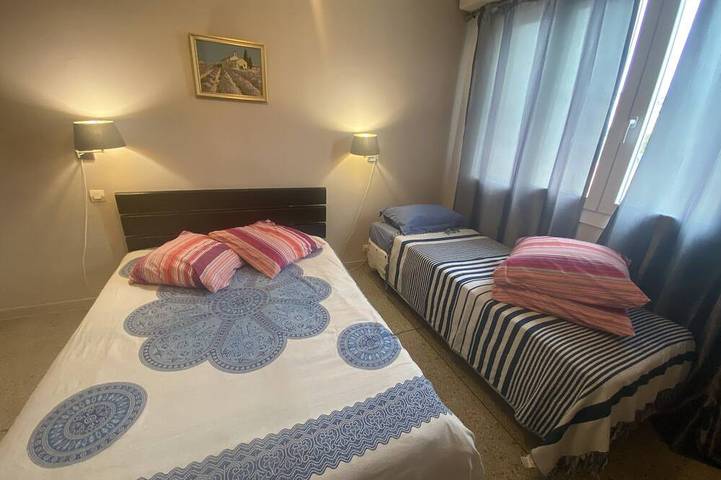 Gîte pour 5 personnes, avec balcon dans Plage Magnan - 4