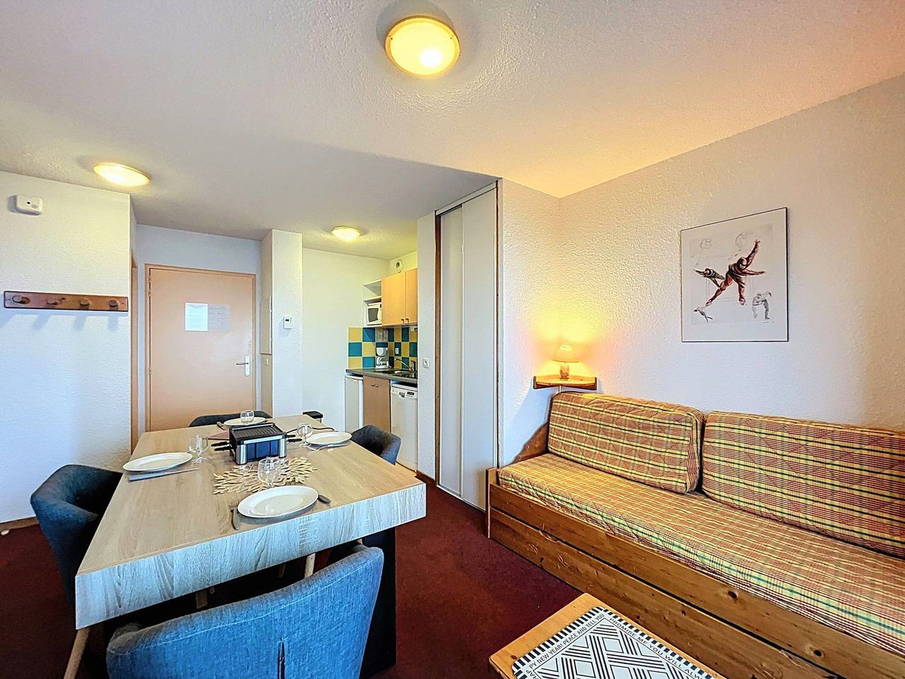 Appartement entier, Appartement lumineux, accès ski aux pieds, balcon in Le Corbier, Villarembert