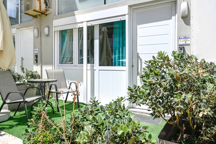 Geheel appartement, Kalimera Beach Apartment 1 – Town Experience in Rethymno (City), Rethymno en omgeving
