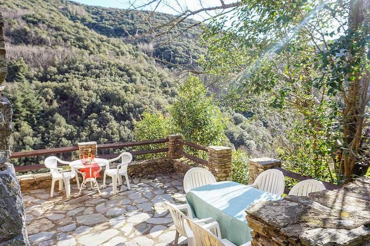 Casa de vacaciones para 6 personas, con terraza y jardín - 1