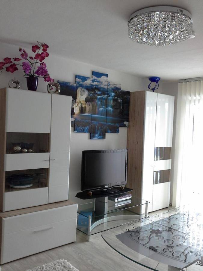 Ganze Wohnung, Two-Bedroom Apartment in Rockenhausen, Pfälzer Bergland