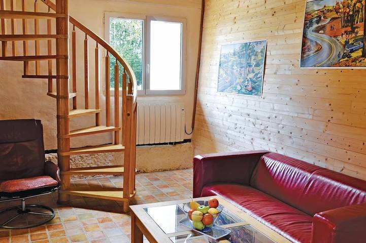 Cozy home in Senlecques with WiFi in Bourthes, Montreuil region