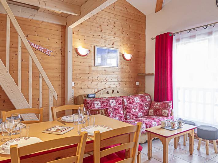 Gîte pour 6 personnes, avec balcon dans Office De Tourisme La Maison D Aussois - 2