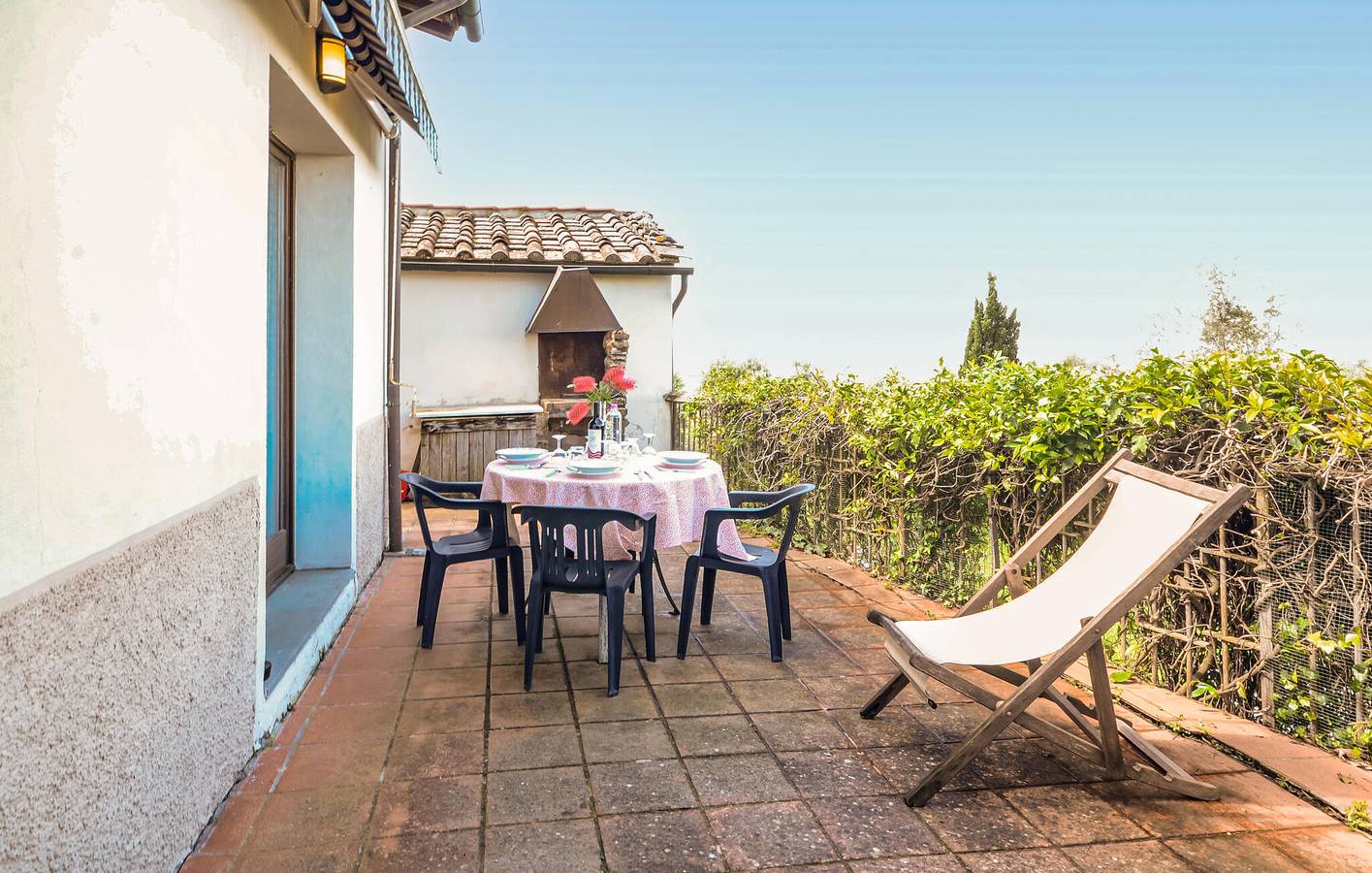 Gemütliches Apartment mit Pool & Garten, WiFi, AC, Parkplatz - in der Nähe von Tuscany Kiwi & River Era in Palaia, Pisa Provinz