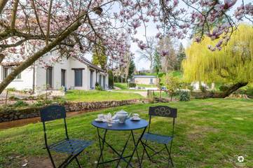 Maison d’hôte pour 4 personnes, avec jacuzzi ainsi que piscine et jardin à Prémilhat