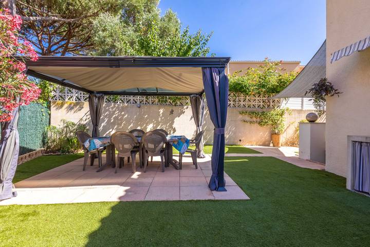 Ferienhaus für 6 Personen, mit Garten