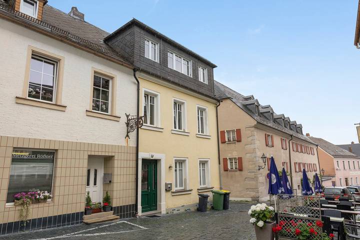 Ganze Wohnung, Apartment 'Felsenhöhle' mit WLAN in Wunsiedel, Landkreis Wunsiedel im Fichtelgebirge