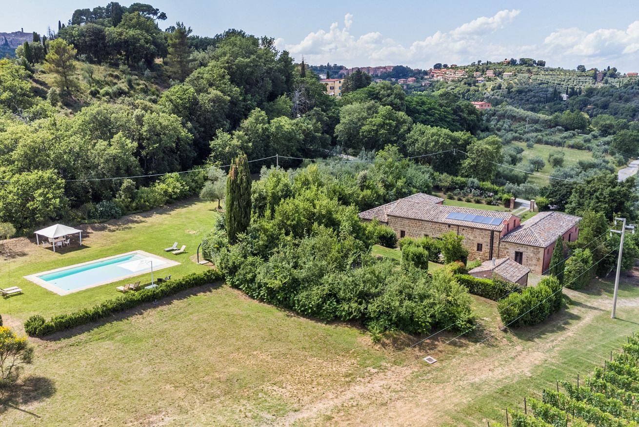 Villa Boschetto by Mmega in Montepulciano, Provincia de Siena