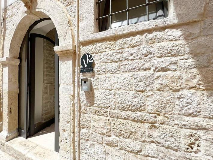 Chambre d’hôte pour 3 personnes, avec balcon et vue à Bari - 2