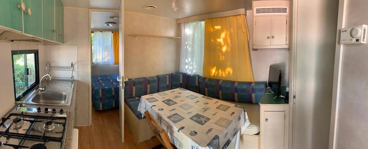 Location de vacances pour 4 personnes, avec terrasse ainsi que jardin et piscine à Cupra Marittima - 2