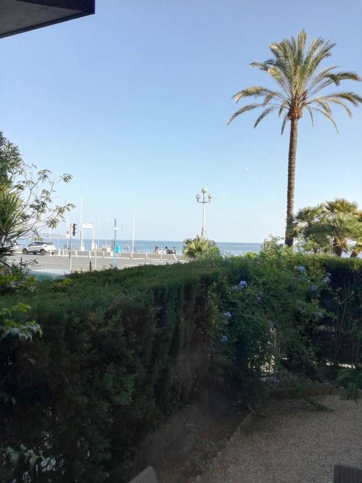 Gîte pour 5 personnes, avec jardin et vue dans Plage Fabron Bambou Nice