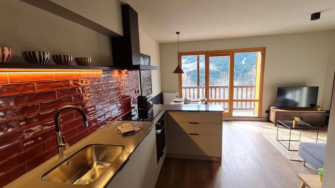 Apartamento entero, Apartment with Mountain View in Tahull, Valle de Bohí