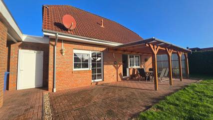 Ferienhaus für 6 Personen, mit Ausblick und Garten in Marienhafe