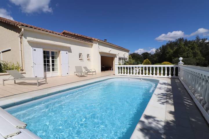 Villa pour 7 personnes, avec jardin