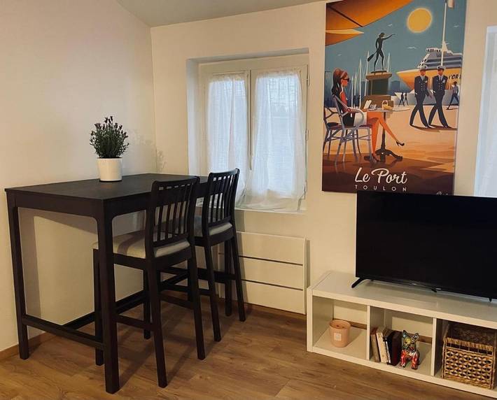 Gîte pour 3 personnes dans Office De Tourisme De Toulon