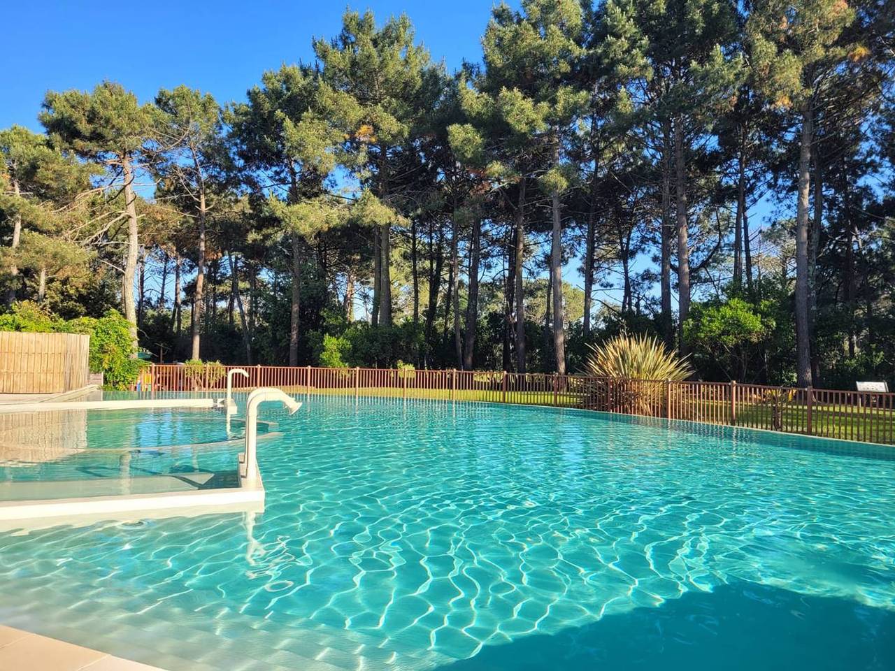 Ganze Ferienwohnung, Wohnung 4 Pers. - Ferienhaus mit Schwimmbad - Lacanau Océan in Lacanau, Regionaler Naturpark Médoc