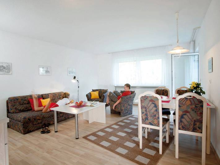 Ferienwohnung für 5 Personen, mit Whirlpool und Balkon sowie Garten in Bad Dürrheim - 3