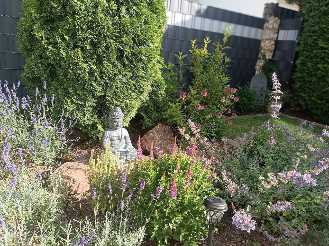 Ganze Wohnung, Ferienwohnung 'Sonnenblick Und Relax' mit privater Terrasse, Gemeinschaftsgarten und Wi-Fi in Sundern, Sorpesee