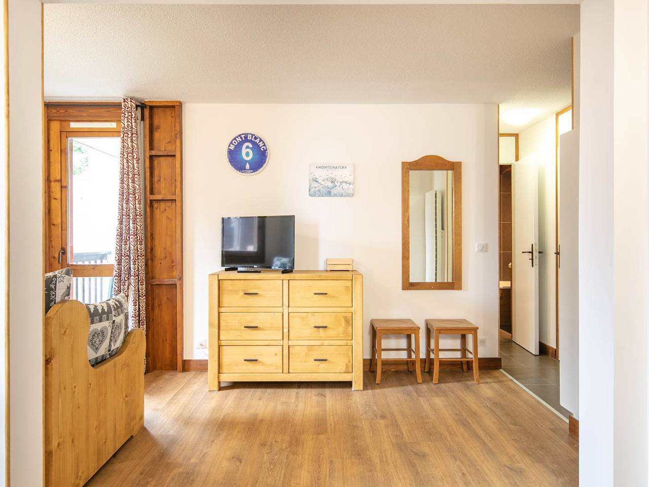 Apartamento entero, Bonito apartamento renovado · Balcón · Cerca de pistas y comercios · Guardaesquíes in Bellentre, La Plagne-Tarentaise