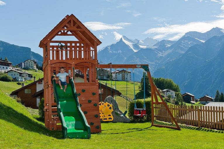 Ganze Ferienwohnung, Clarino, Azapartments.ch, B&B - Clarino 8-Bettwohnung in Grächen, Walliser Alpen