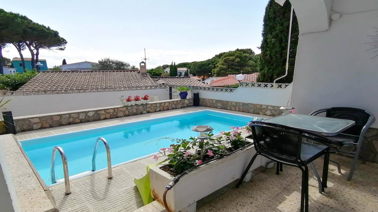 Vacay Villa Roger in l'Escala, Oberampurien