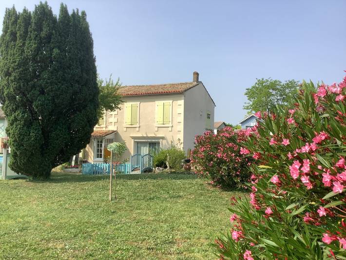 Gîte pour 2 personnes, avec jardin en Charente - 2