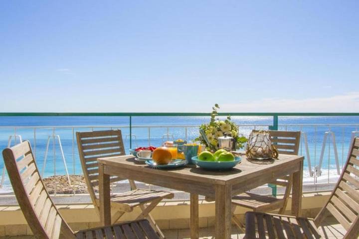 Gîte pour 4 personnes, avec terrasse dans Plage Magnan - 2