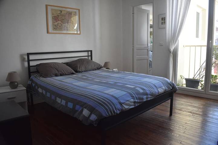 Ganze Wohnung, Duplex von 110 m2 in der Nähe von Dock und Geschäften, 8 Personen in La Côte Vermeille, Port-Vendres