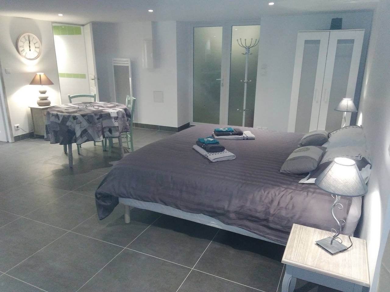 Appartement entier, Gîte Martine Studio 36m² à Langon 4 personnes in Langon, Région de Langon