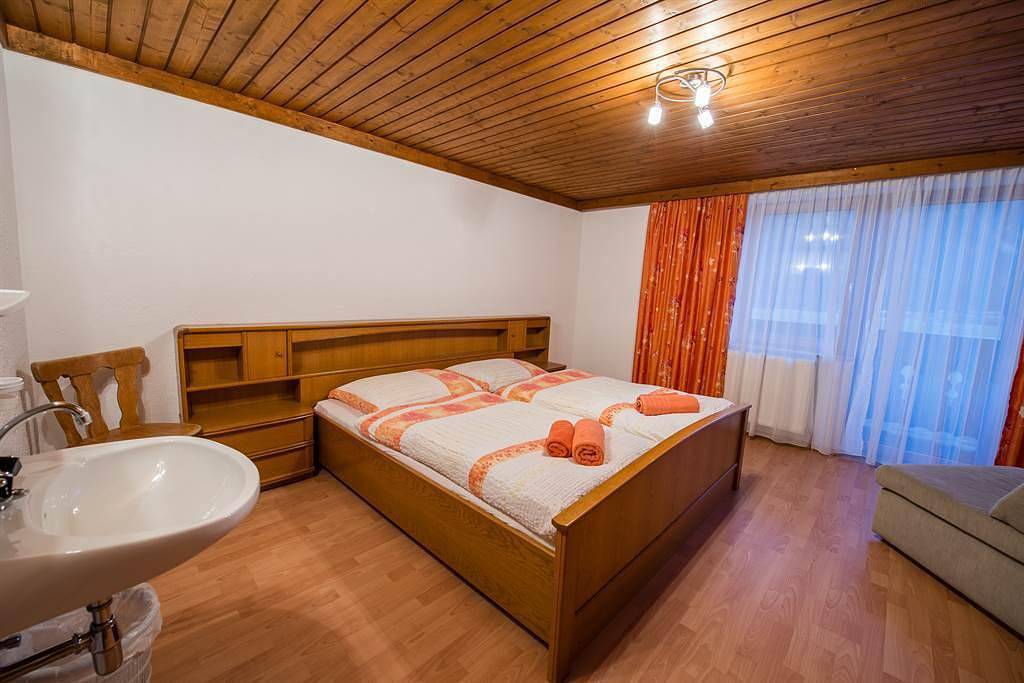 Ganze Ferienwohnung, Doppelzimmer/C2 in Neukirchen am Großvenediger, Pinzgau