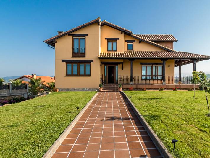 Location de vacances pour 12 personnes, avec jardin et piscine à Suances - 3