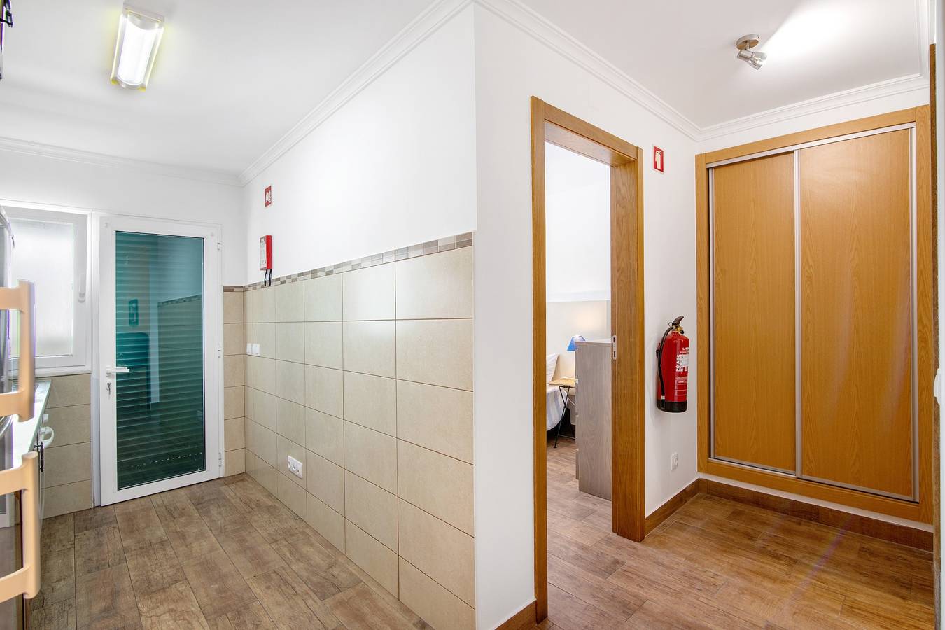 Appartement 'Dourado' met Balkon, Wi-Fi en Airconditioning, foto 7