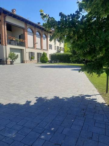 Gîte pour 5 personnes, avec vue et jardin à San Damiano d'Asti