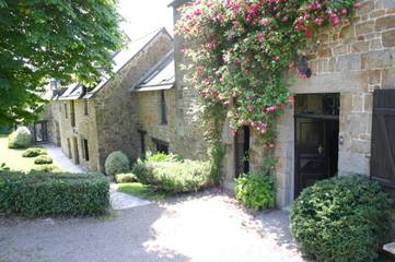 Location de vacances pour 6 personnes, avec vue et jardin à Saint-Marcan