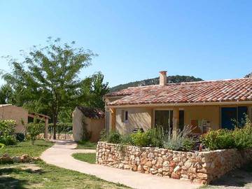 Gîte pour 4 personnes, avec jardin en Provence-Alpes-Côte d'Azur