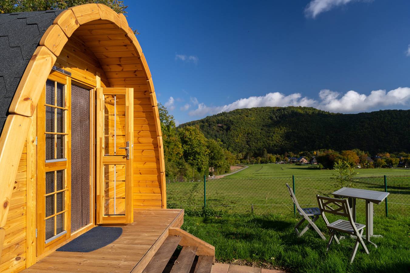 Schönes 2 Personen-Holzhaus inmitten der Natur im Herzen der Eifel in Nideggen, Naturpark Hohes Venn-Eifel