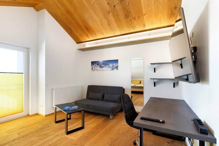 Ganze Wohnung, Ferienwohnung "Wolf's Ortenau" mit Balkon und Wlan in Renchen, Mittlerer Schwarzwald