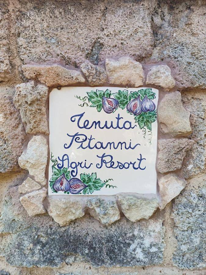 Agriturismo per 2 persone, con Terrazza e Giardino nonché Piscina e Panorama a Gallipoli
