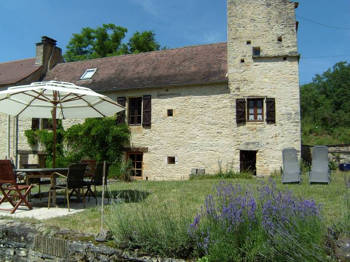 Gîte pour 6 personnes, avec piscine, animaux acceptés à Dégagnac - 3