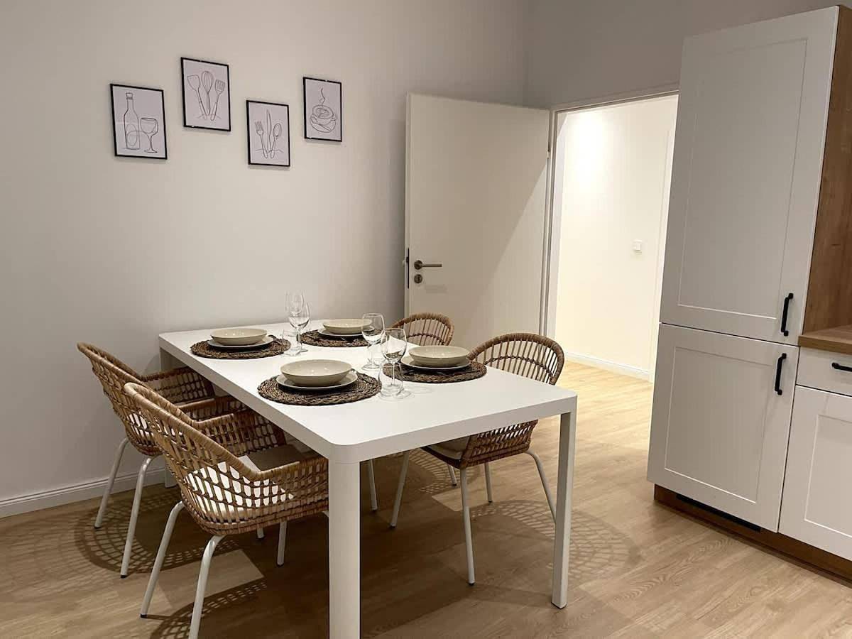 Ganze Wohnung, Stadtjuwel: Zentral & Modern in Lichtenfels (Bayern), Oberes Maintal - Coburger Land