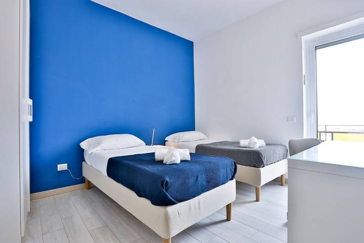Ganze Wohnung, Ferienwohnung für 2 Personen mit Balkon/Terrasse in Neapel, Neapel Provinz