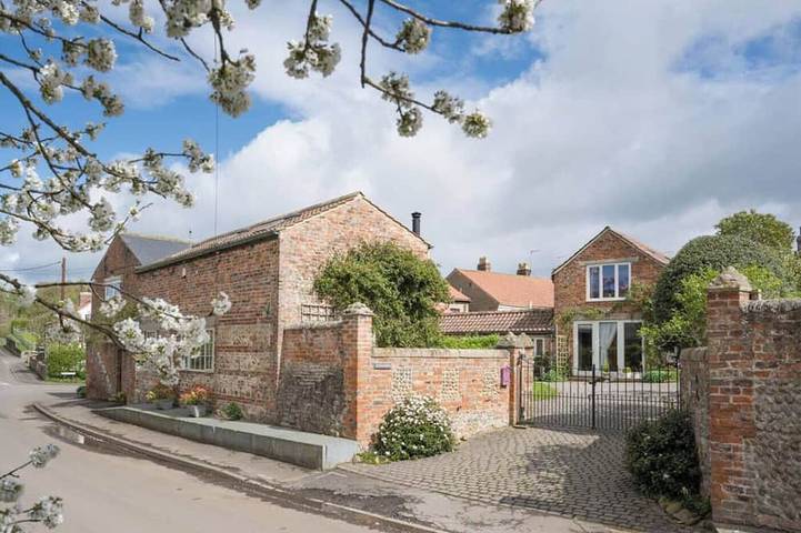 Glamping for 4 people, with balcony in Harrogate